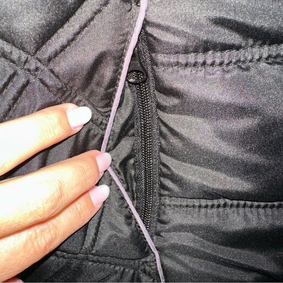 ZKC Collections Black Quilted Puffer Vest with Fleece Lining Women’s Size L - Picture 6 of 16